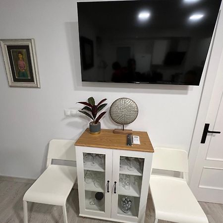 Ferienwohnung Nuestro Rincon Del Centro Historico Especial Grupos Terraza Parking Gratis 02 Málaga Exterior foto
