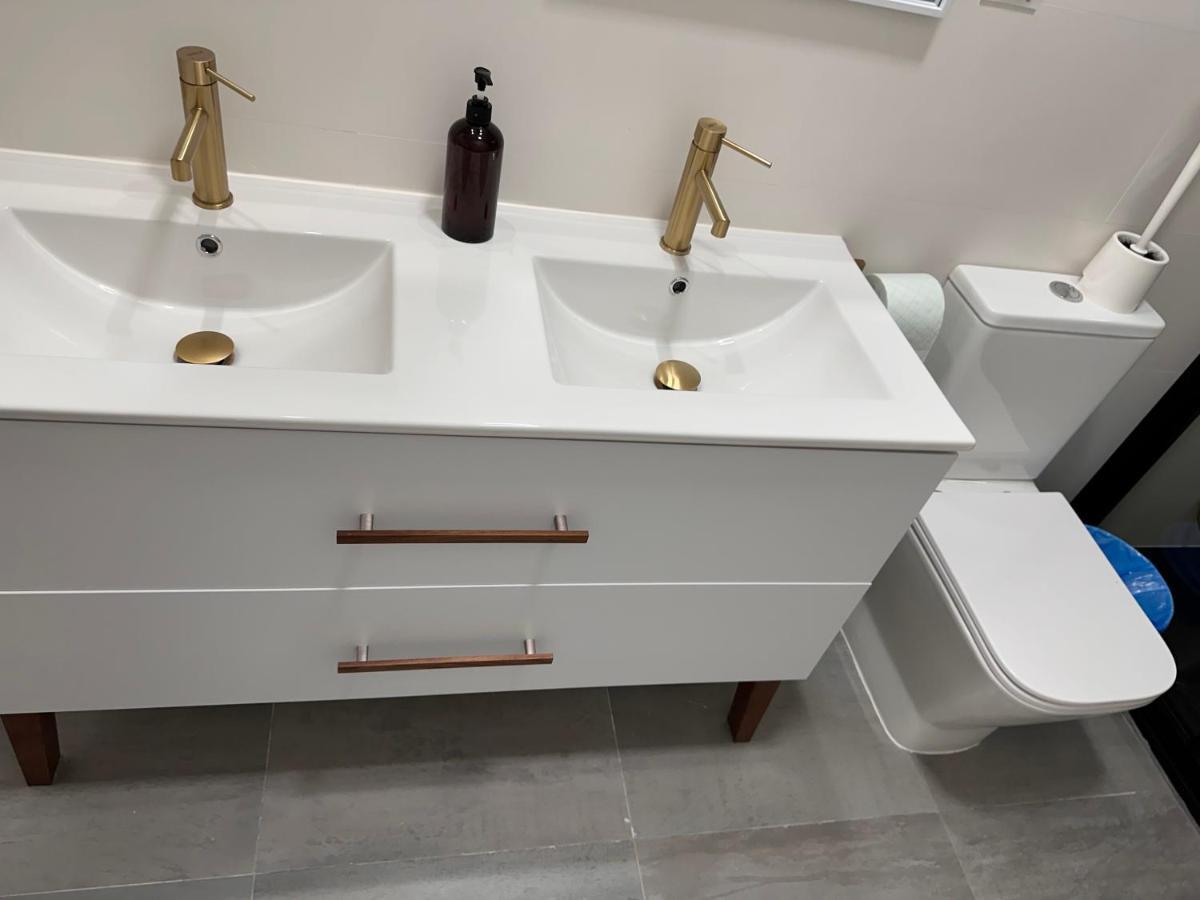 Ferienwohnung Nuestro Rincon Del Centro Historico Especial Grupos Terraza Parking Gratis 02 Málaga Exterior foto
