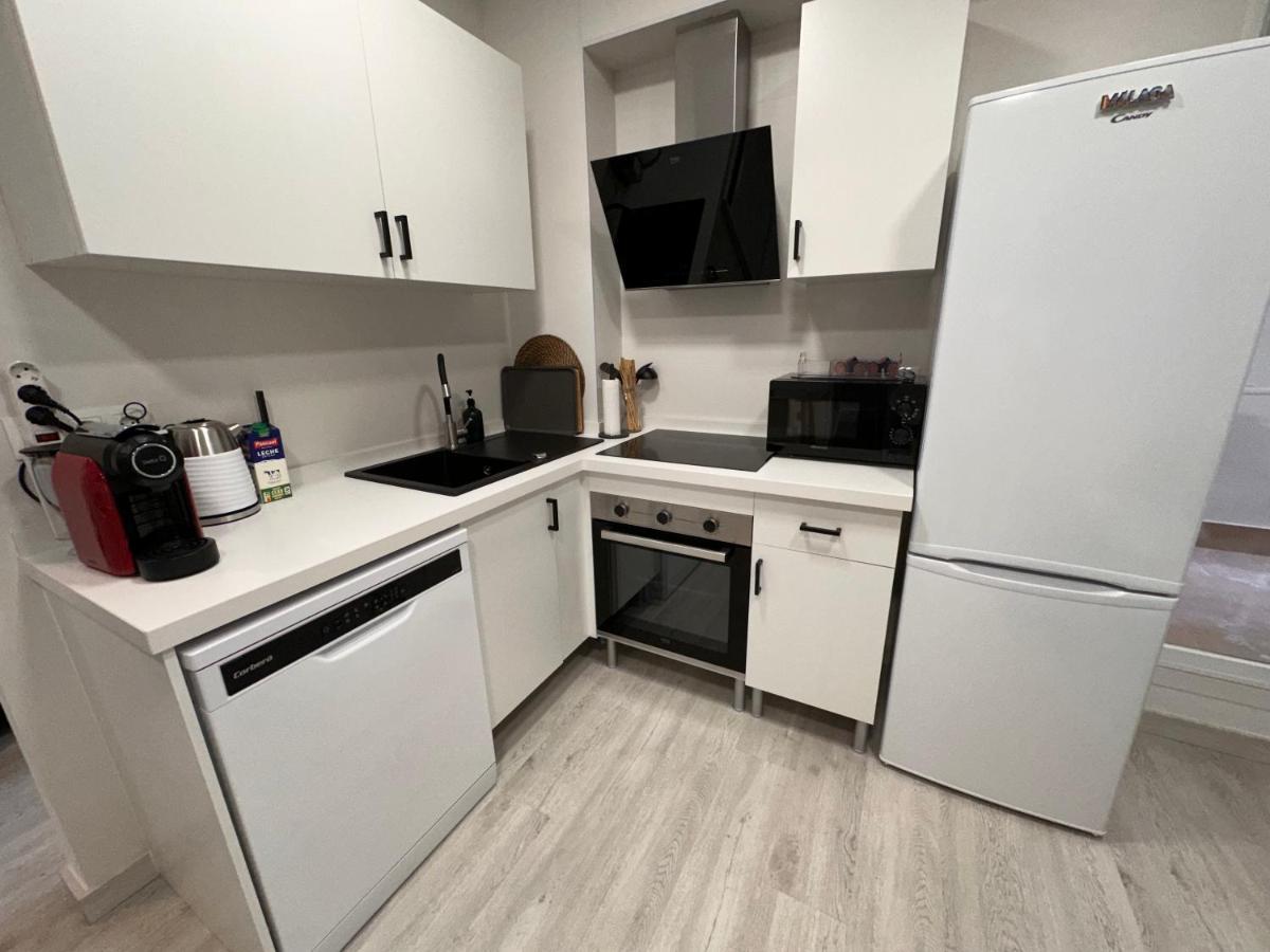 Ferienwohnung Nuestro Rincon Del Centro Historico Especial Grupos Terraza Parking Gratis 02 Málaga Exterior foto